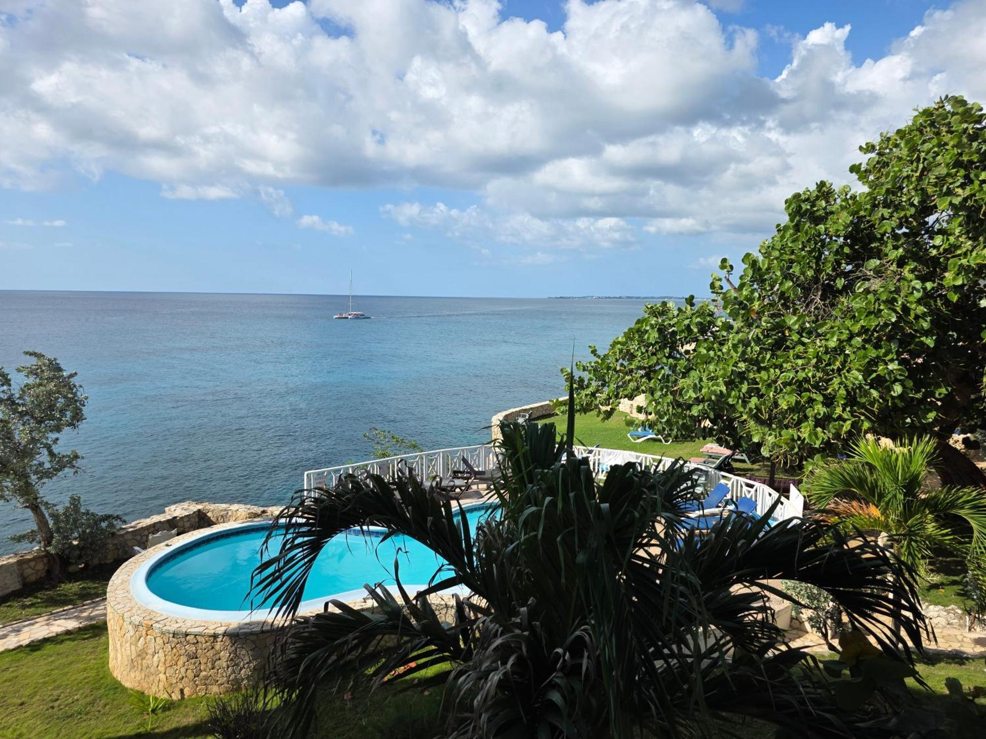 Home Sweet Home Resort Negril Exterior foto
