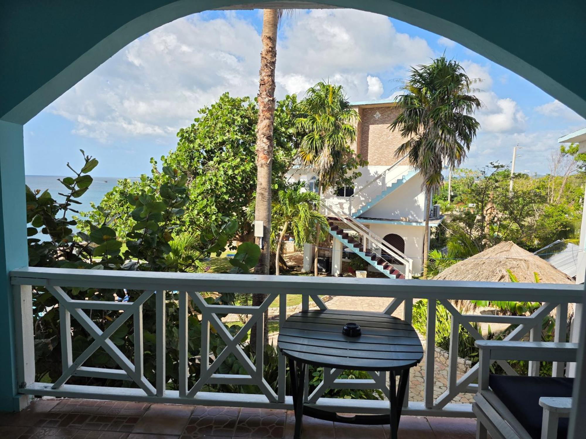 Home Sweet Home Resort Negril Exterior foto