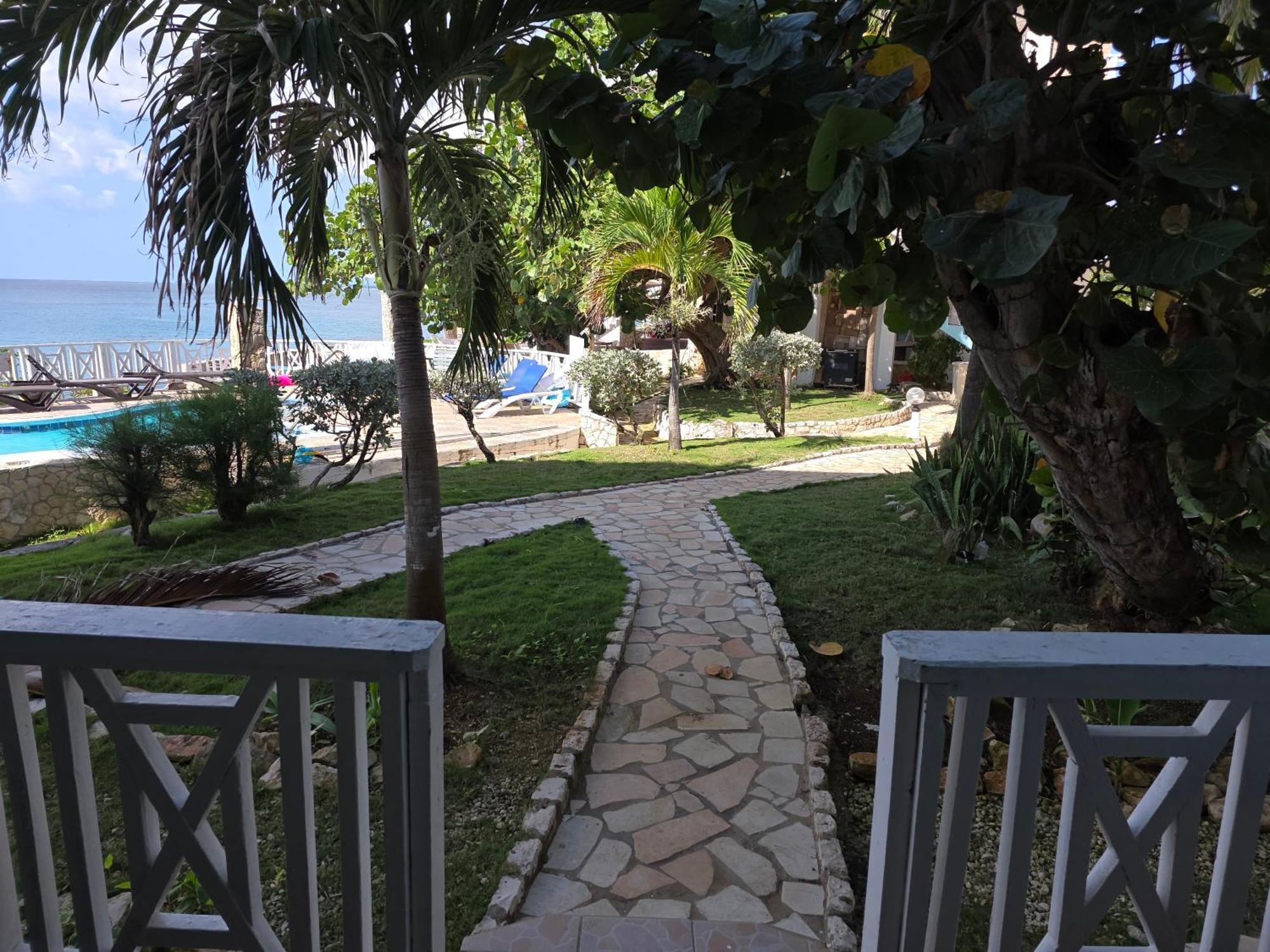 Home Sweet Home Resort Negril Exterior foto