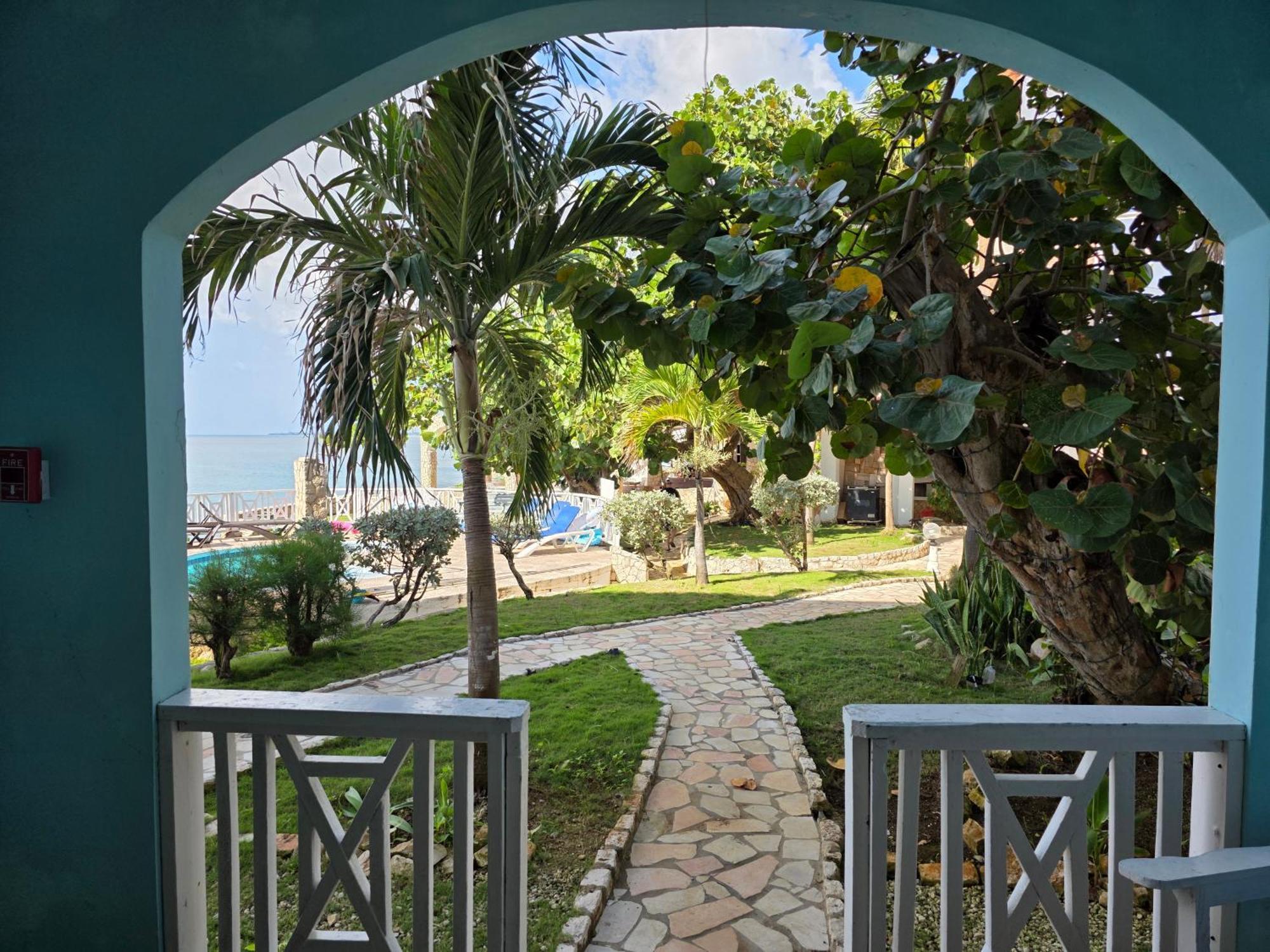 Home Sweet Home Resort Negril Exterior foto