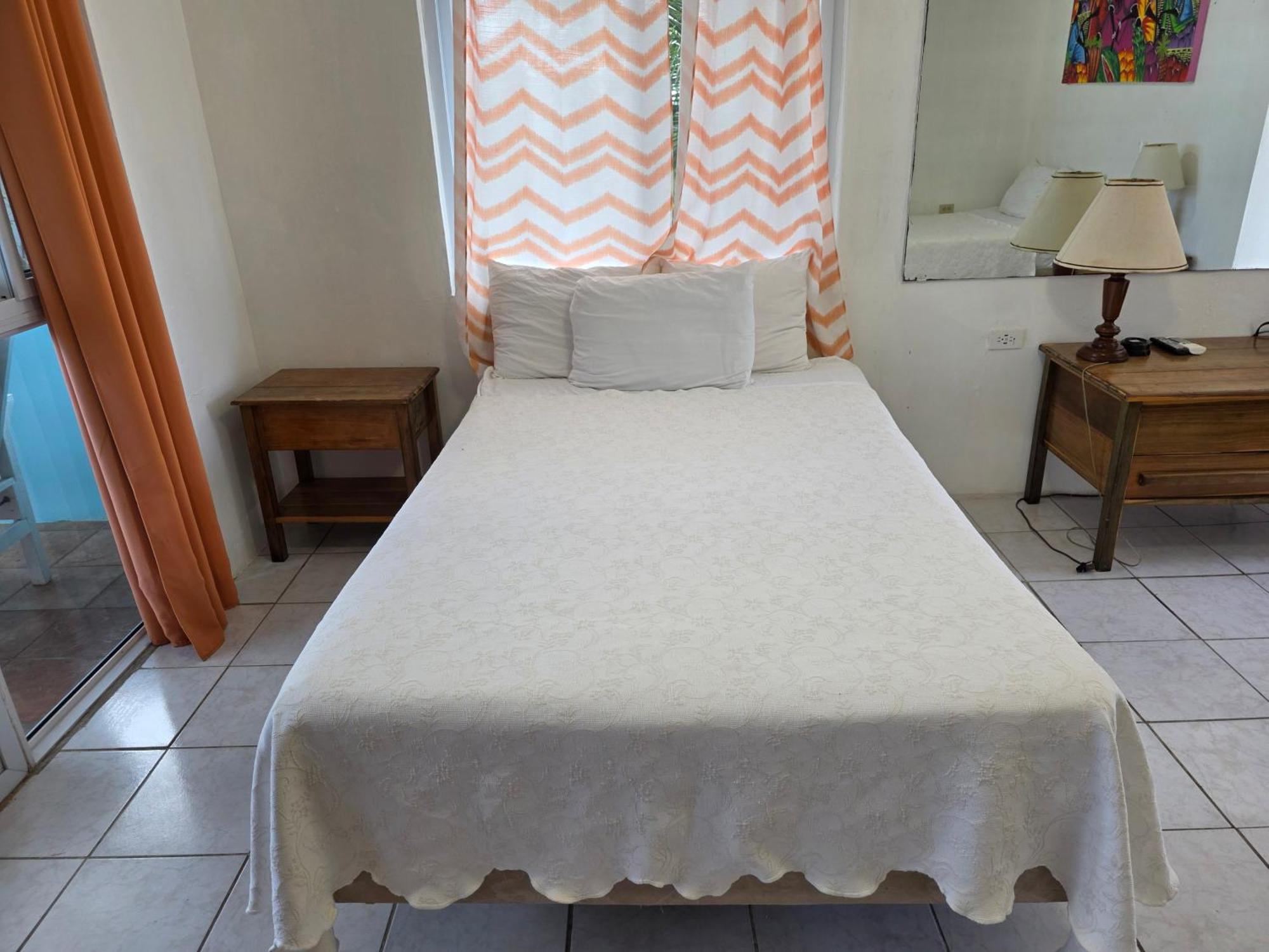 Home Sweet Home Resort Negril Exterior foto